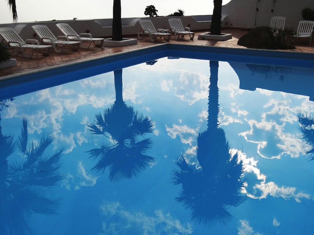 Professional Pool Cleaning Services in Southwest Ranches